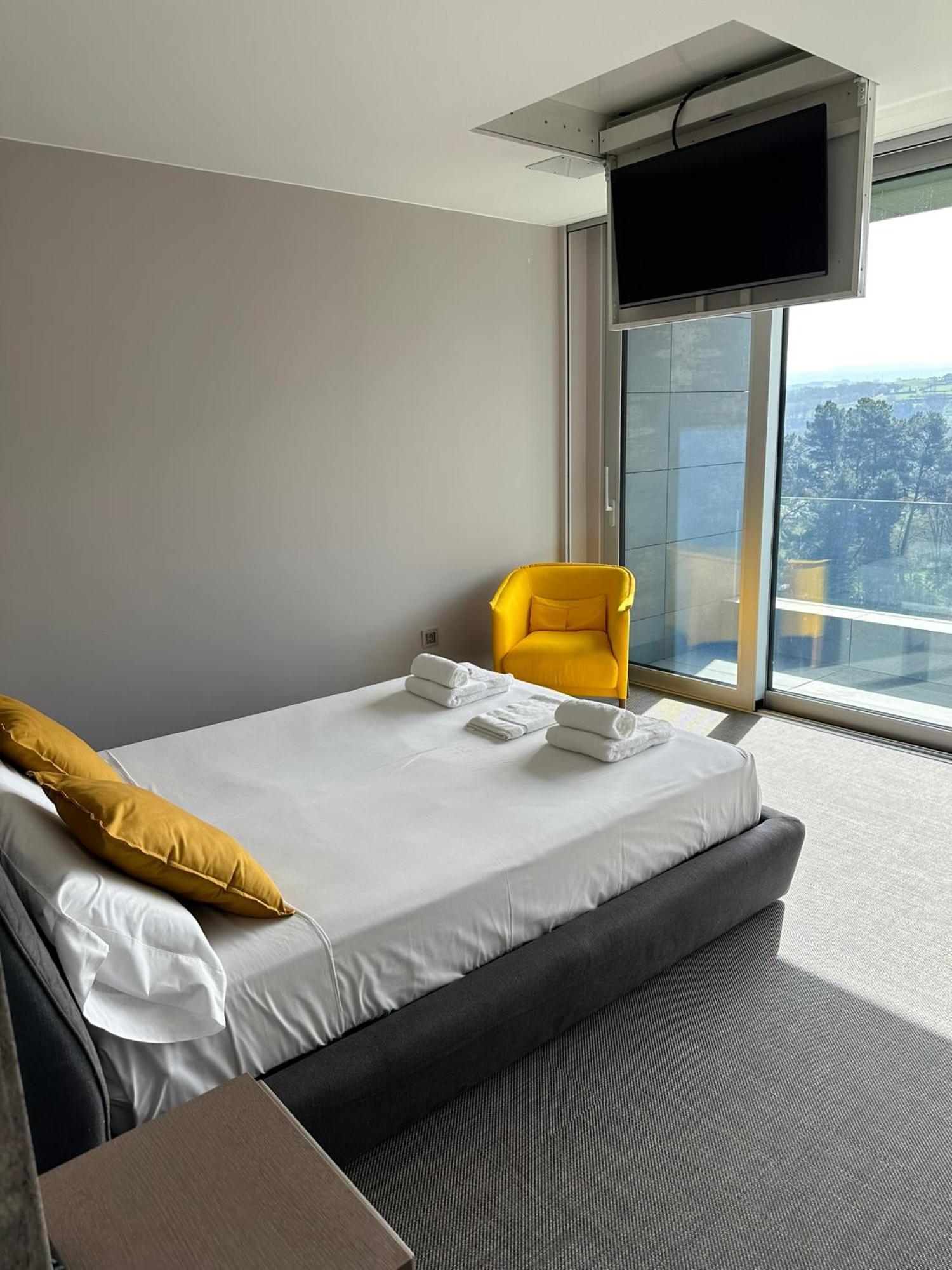 Tres Prismas Exclusive Villa Sarria Ngoại thất bức ảnh